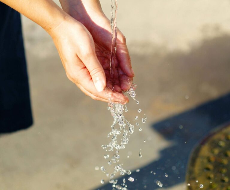 Dream of Someone Pouring Water on You: What It Means